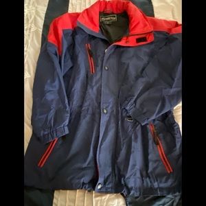 Obermeyer men’s ski Jacket one small tear see pics